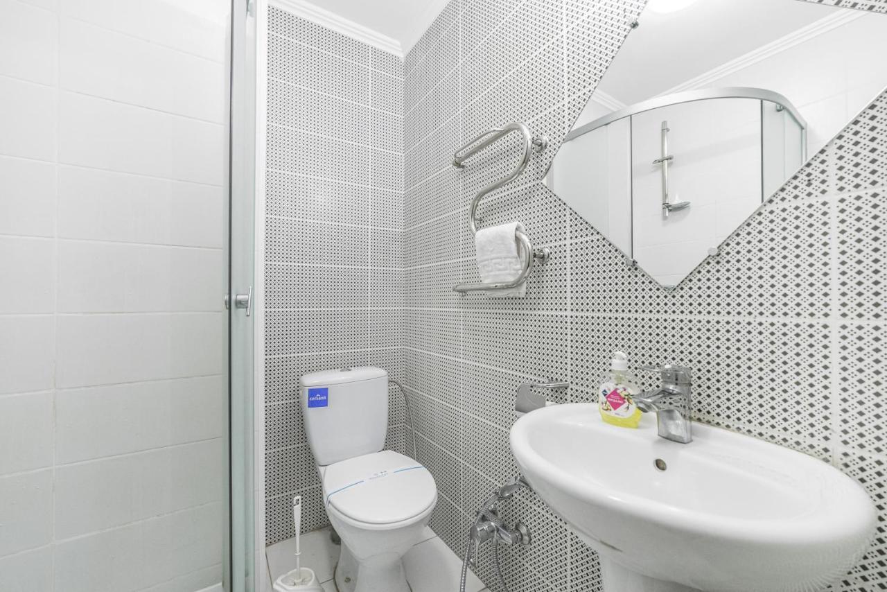 Primorskiy Suite Odessa Buitenkant foto