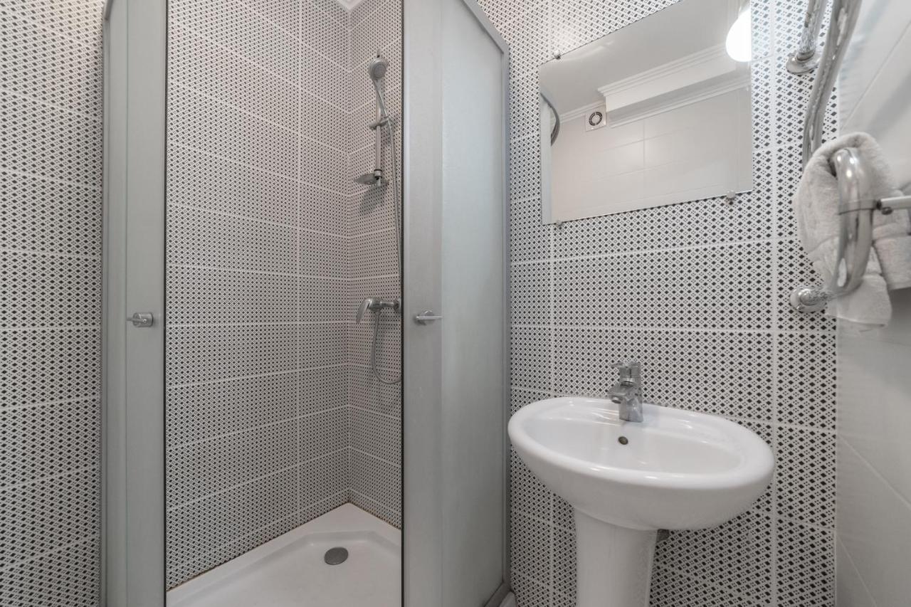 Primorskiy Suite Odessa Buitenkant foto