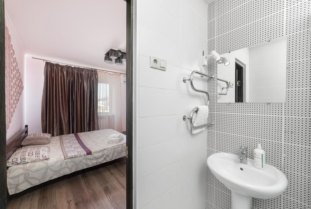 Primorskiy Suite Odessa Buitenkant foto