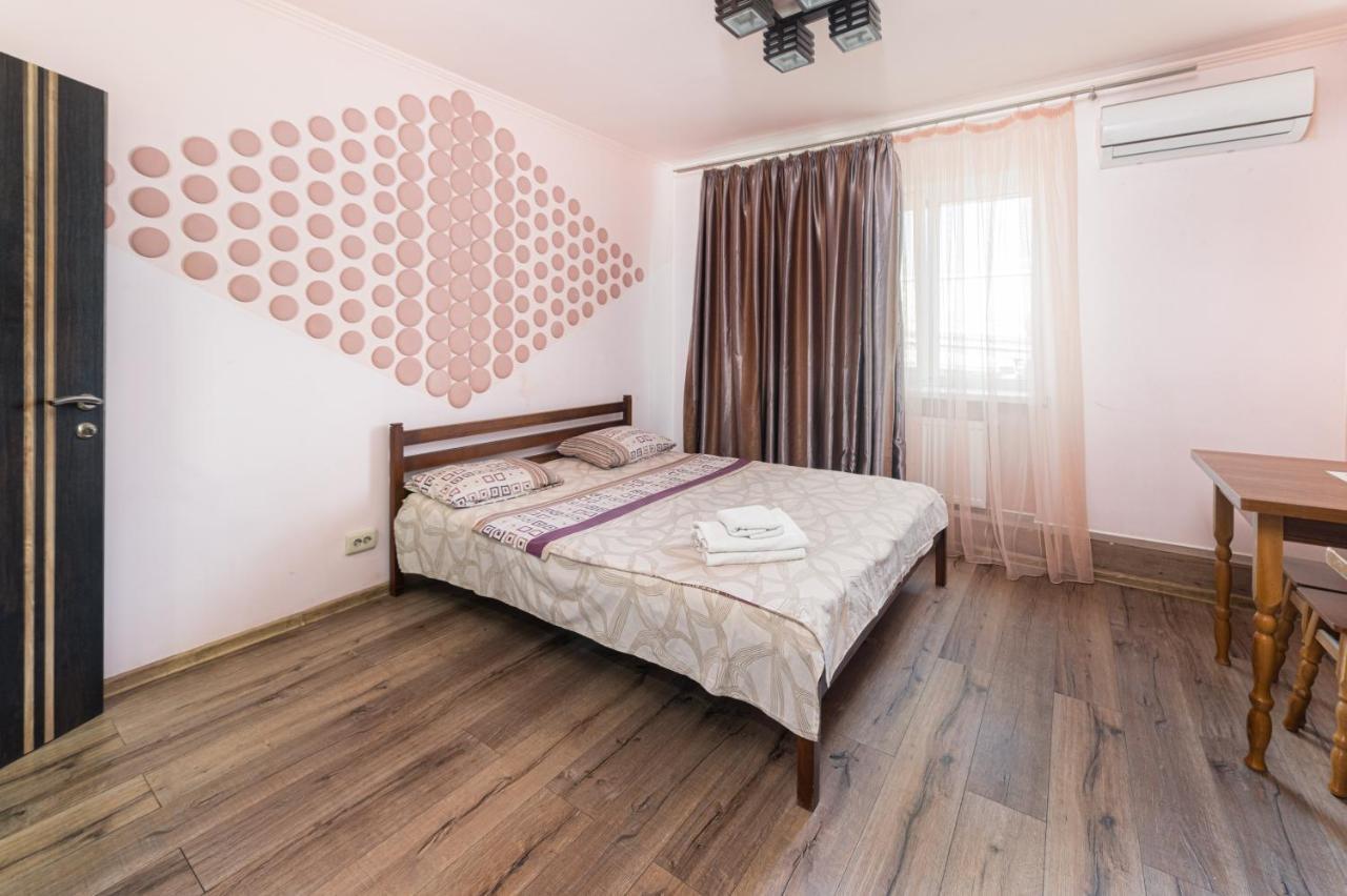 Primorskiy Suite Odessa Buitenkant foto