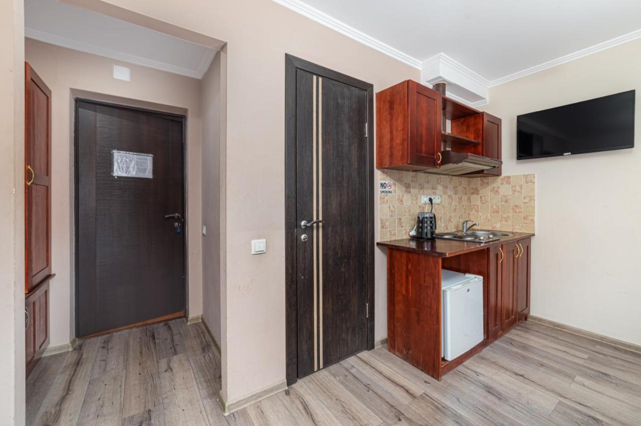 Primorskiy Suite Odessa Buitenkant foto
